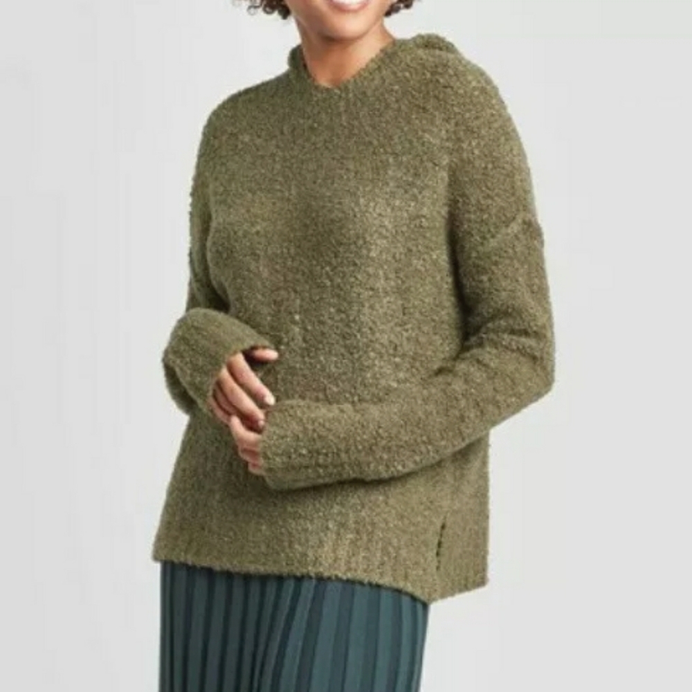 Women's Casual Fit V-Neck Hooded Sweater - A New D